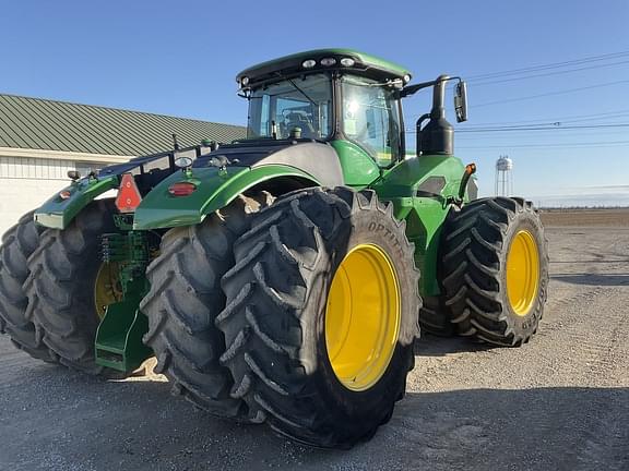 Image of John Deere 9520R equipment image 4