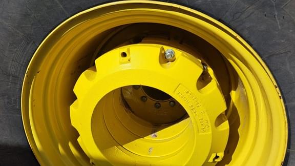 Image of John Deere 9520R equipment image 4