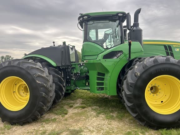 Image of John Deere 9520R equipment image 3