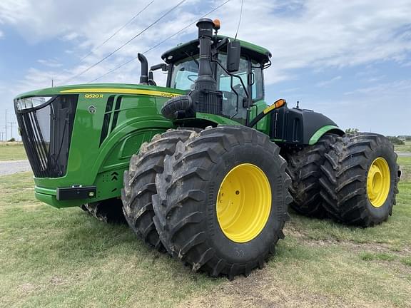 Image of John Deere 9520R equipment image 1