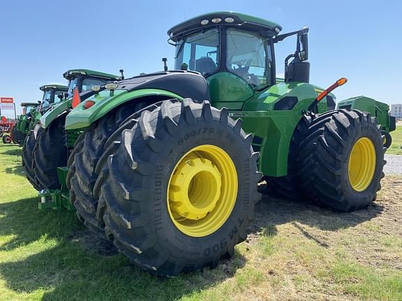 Image of John Deere 9520R equipment image 4