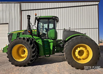 2021 John Deere 9520R Equipment Image0