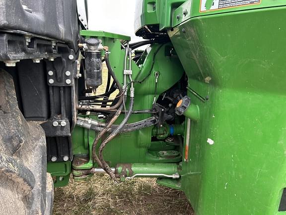 Image of John Deere 9570R equipment image 4