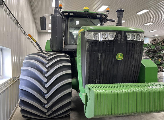 Image of John Deere 9570R equipment image 1