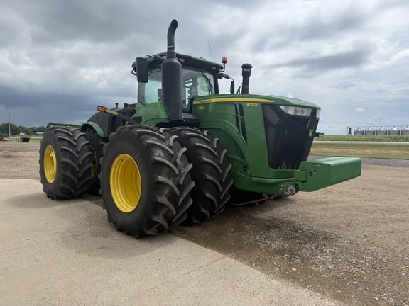 2021 John Deere 9570R Equipment Image0
