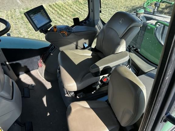 Image of John Deere 9570R equipment image 4