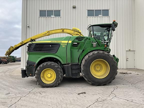 Image of John Deere 9600 equipment image 1