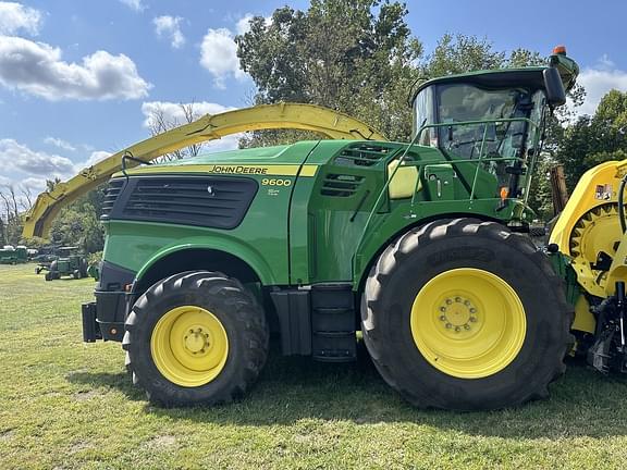 Image of John Deere 9600 equipment image 1