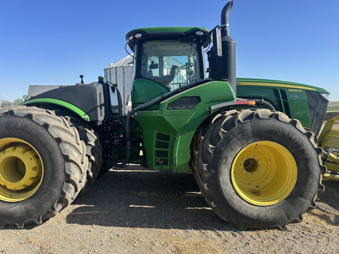 Image of John Deere 9620R Primary image