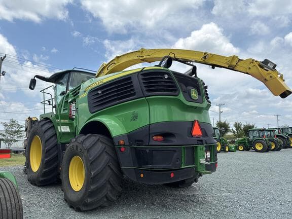 Image of John Deere 9700 equipment image 2