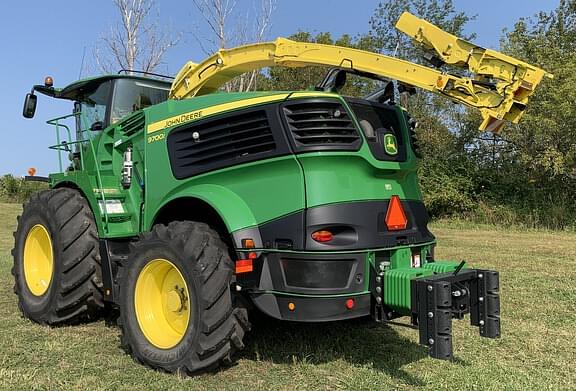 Image of John Deere 9700 equipment image 4