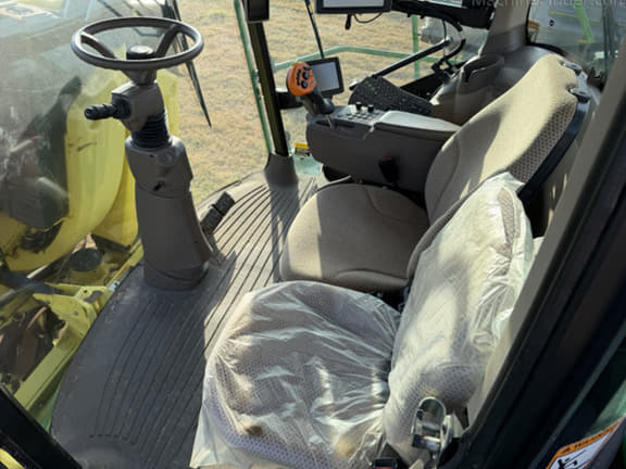 Image of John Deere 9700 equipment image 4
