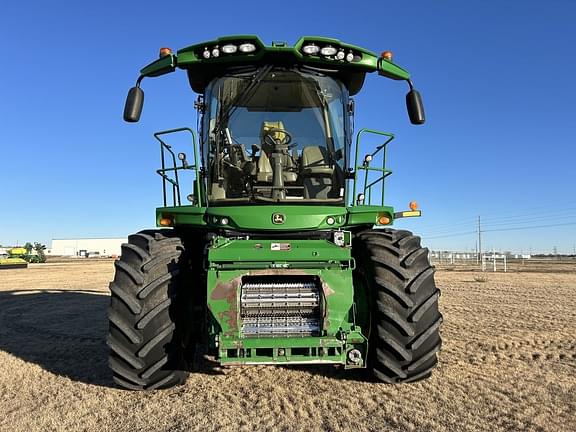 Image of John Deere 9800 equipment image 1