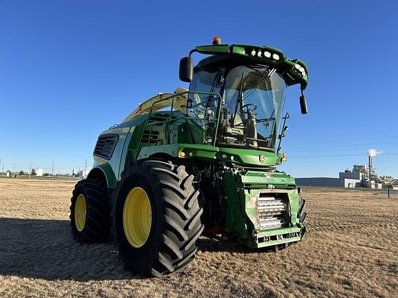 Image of John Deere 9800 equipment image 1