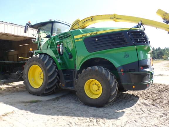 Image of John Deere 9800i equipment image 2