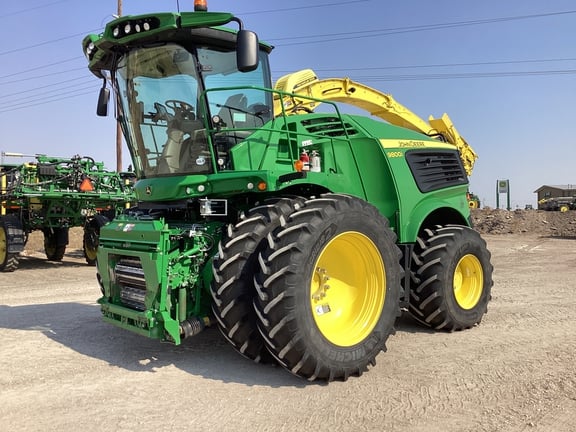 2021 John Deere 9800 Equipment Image0