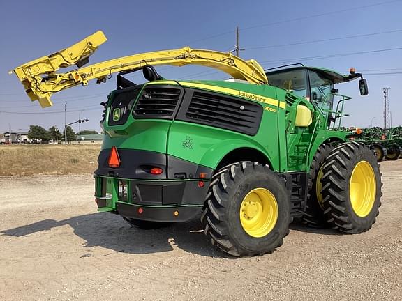 Image of John Deere 9800 equipment image 3