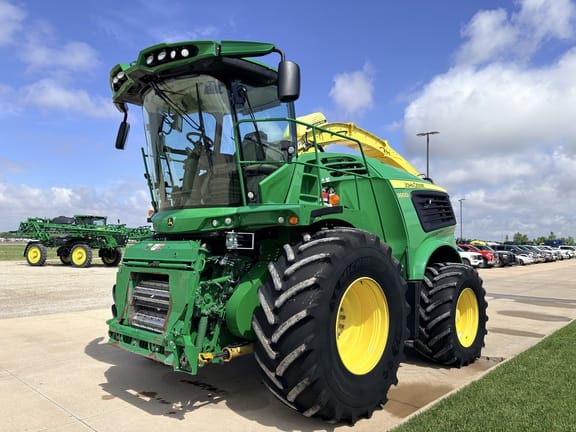 2021 John Deere 9800 Equipment Image0