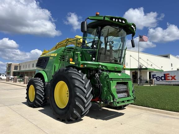 Image of John Deere 9800i equipment image 2