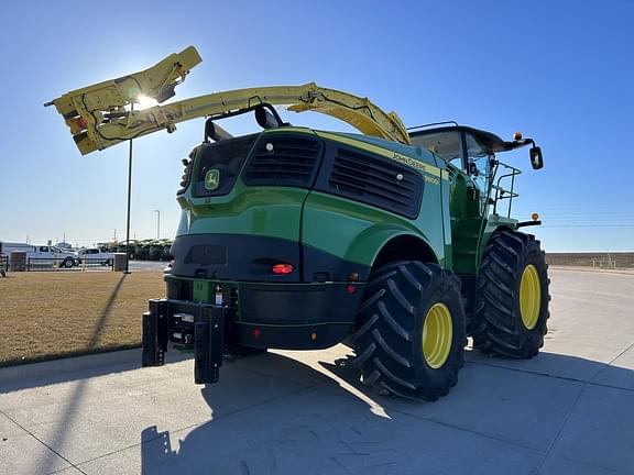 Image of John Deere 9800i equipment image 2