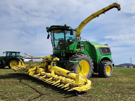2021 John Deere 9800 Equipment Image0