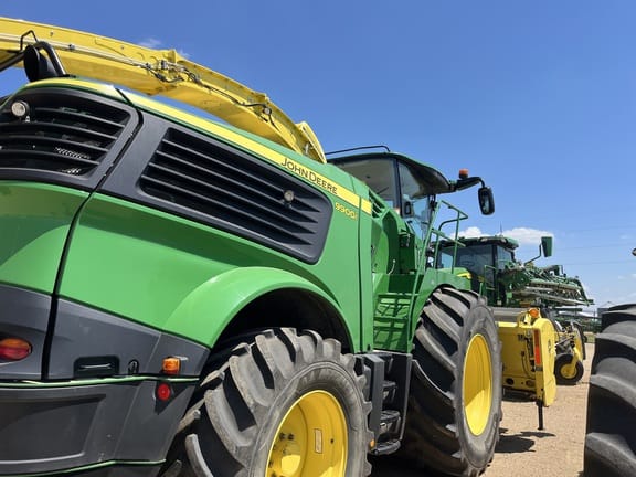 2021 John Deere 9900i Equipment Image0