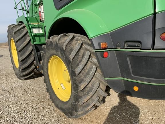 Image of John Deere 9900i equipment image 2