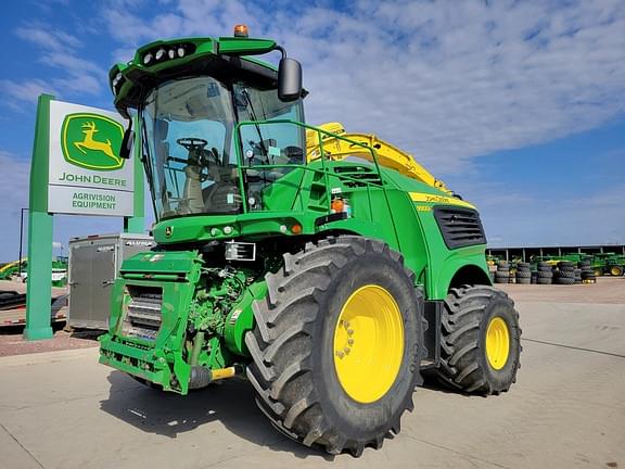 Image of John Deere 9900i Primary image
