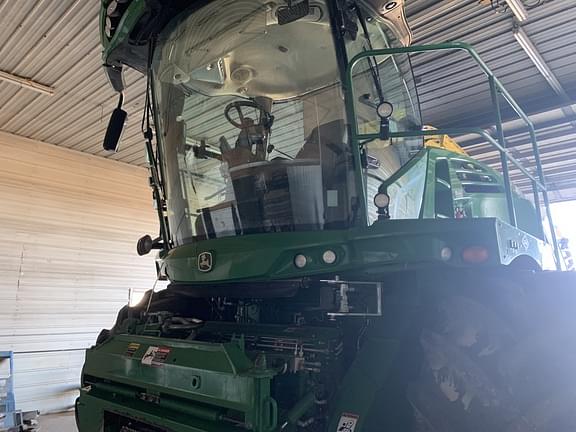 Image of John Deere 9900i equipment image 3