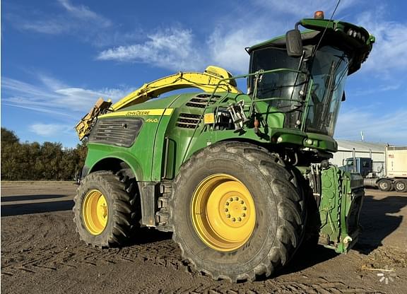 Image of John Deere 9900 equipment image 1