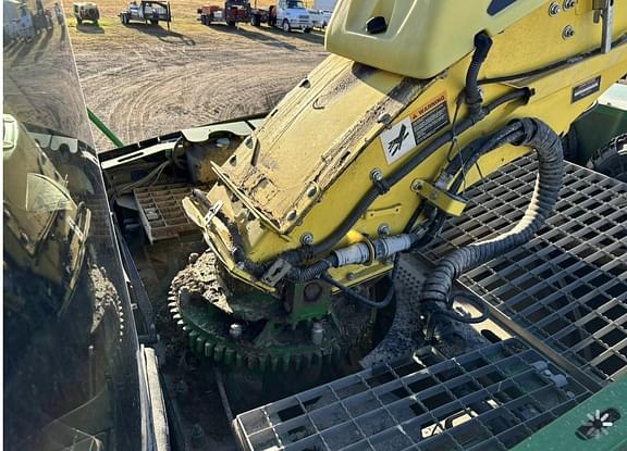 Image of John Deere 9900 equipment image 2