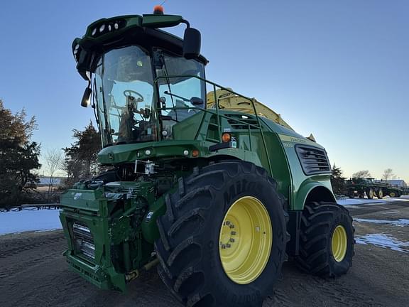 Image of John Deere 9900 equipment image 1