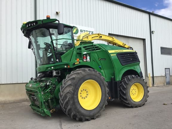 Image of John Deere 9900i Primary image
