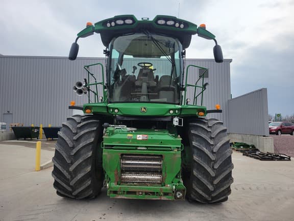 Image of John Deere 9900i equipment image 2