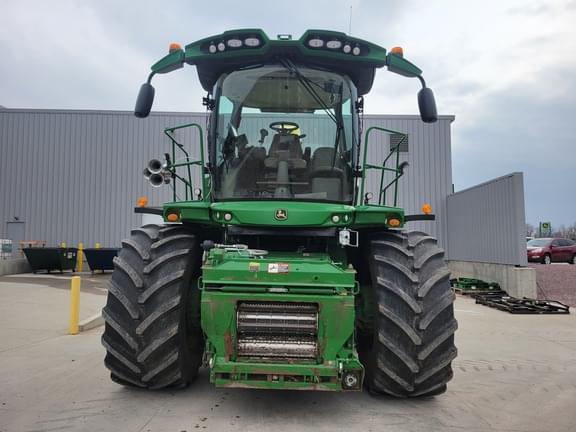 Image of John Deere 9900i equipment image 2