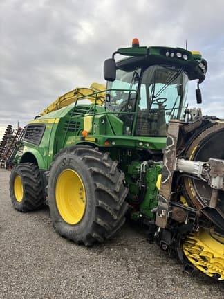 Image of John Deere 9900 equipment image 1