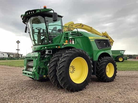 Image of John Deere 9900 equipment image 2