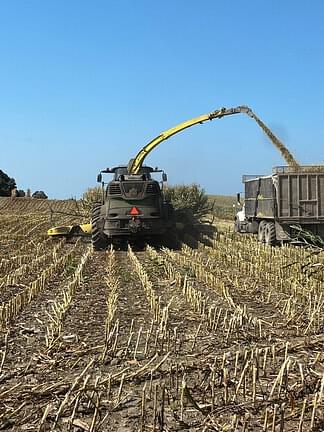 Image of John Deere 9900i equipment image 2