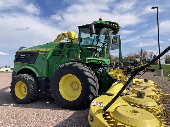 Image of John Deere 9900i equipment image 1