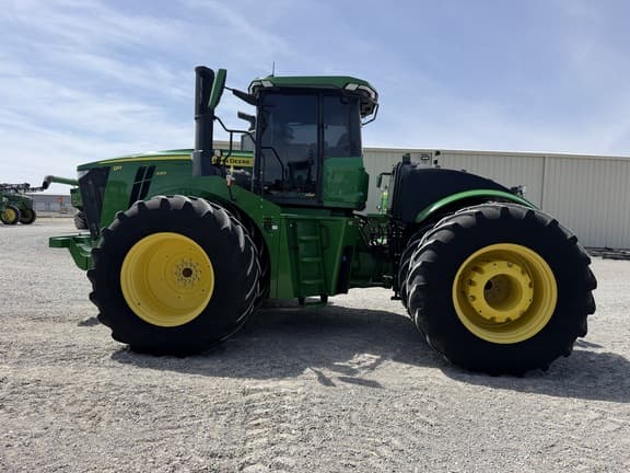 Image of John Deere 9R 490 equipment image 1