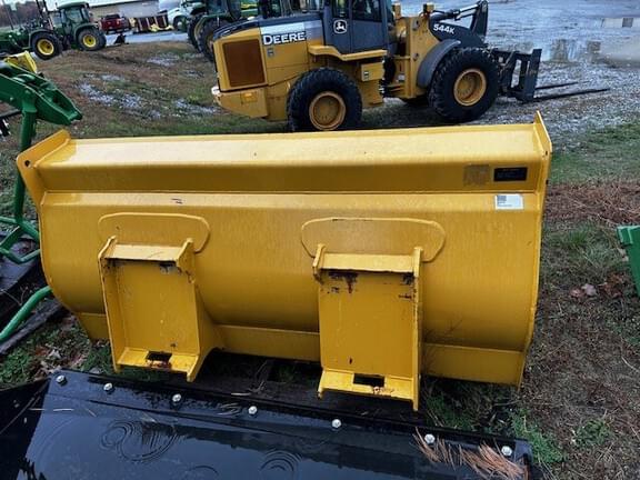 Image of John Deere AT413236 equipment image 1