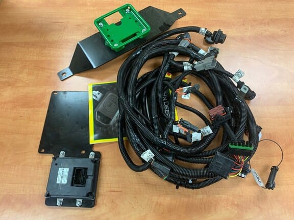 Main image John Deere AutoTrac Universal 250