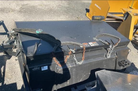 Image of John Deere BP72 Image 1