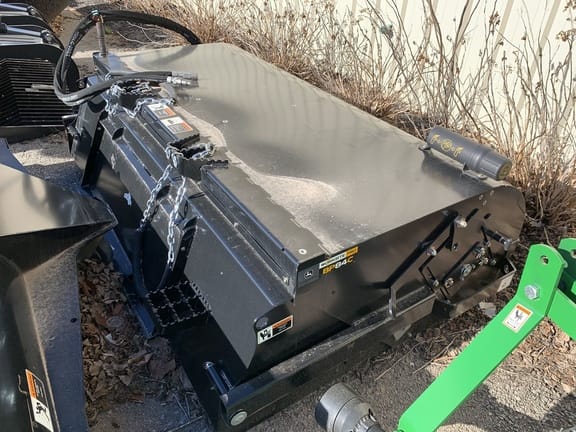 Main image John Deere BP84C