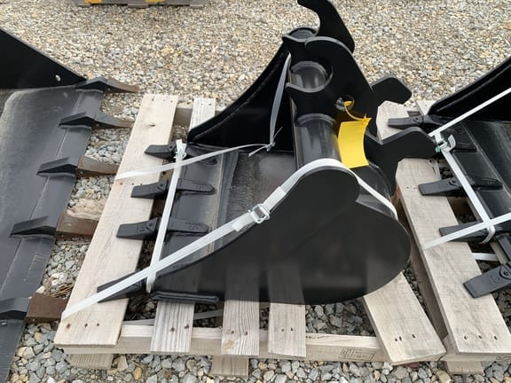 Main image John Deere Compact Excavator Bucket