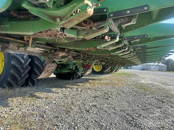 Image of John Deere C12F equipment image 1