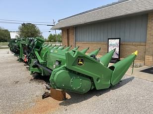 Main image John Deere C12F 1