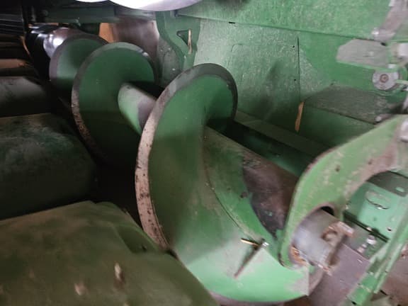 Image of John Deere C12F equipment image 3