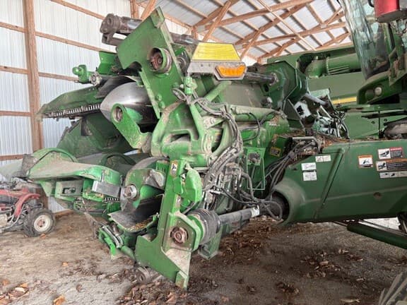 Image of John Deere C12F Primary image