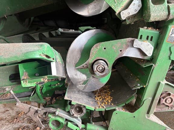 Image of John Deere C12F equipment image 1